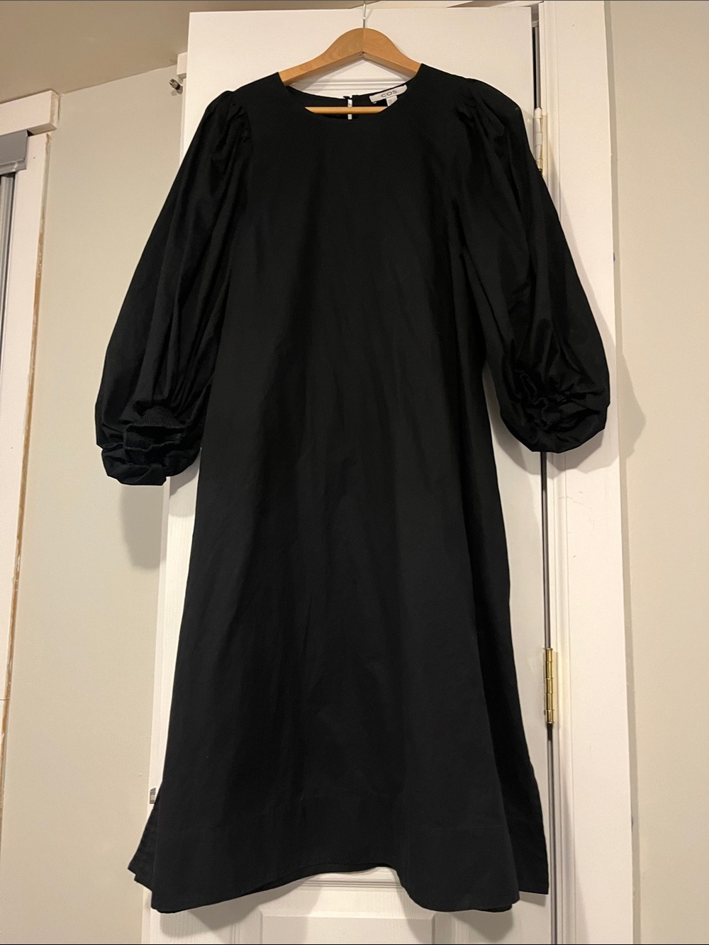 COS Black Long-Sleeve Puff-Sleeve Midi Dress
